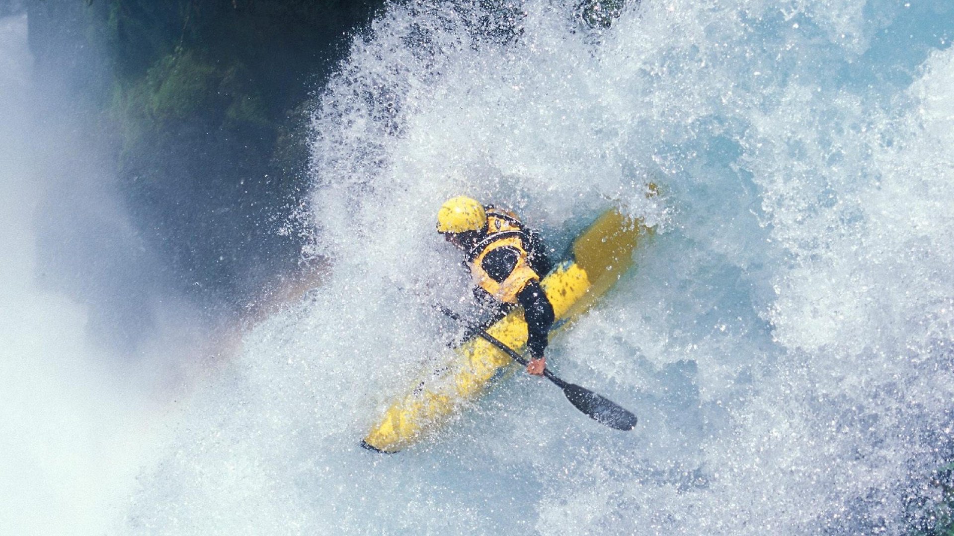 关键封盖：李磊封堵对手关键投篮，稳住胜局！